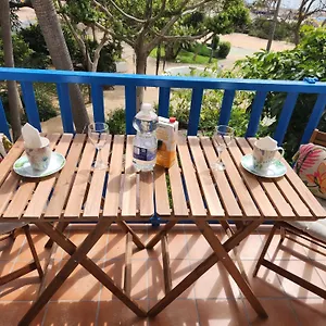 https://cozy-apartment-between-the-port-and-the-beach-la-rada.1costadelsol.com